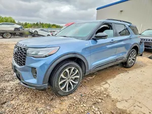 Ford Explorer 2.3L 4 2025