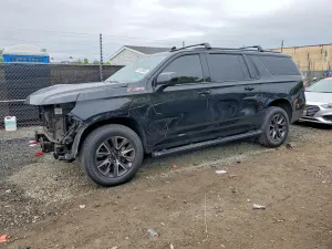 Chevrolet Suburban 5.3L 8 2021