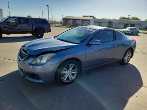 Nissan Altima 2.5L 4 2010