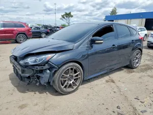 Ford Focus 2.0L 4 2013