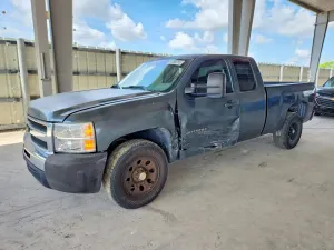 Chevrolet Silverado 1500 4.3L 6 2011