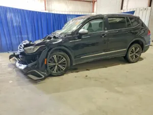 Volkswagen Tiguan 2.0L 4 2024