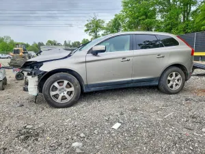Volvo XC60 3.2L 6 2011