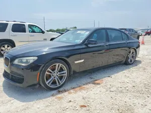 BMW 7 Series 4.4L 8 2013