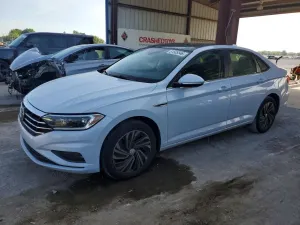 Volkswagen Jetta 1.4L 4 2019