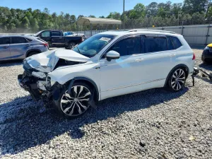 Volkswagen Tiguan 2.0L 4 2020