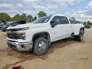 Chevrolet Silverado 1500 6.6L 8 2025