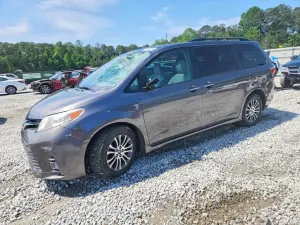 Toyota Sienna 3.5L 6 2018