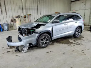 Toyota Highlander 3.5L 6 2016
