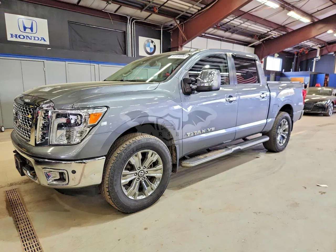Nissan Titan 5.6L 8 2018