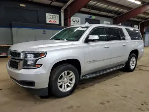 Chevrolet Suburban 5.3L 8 2015