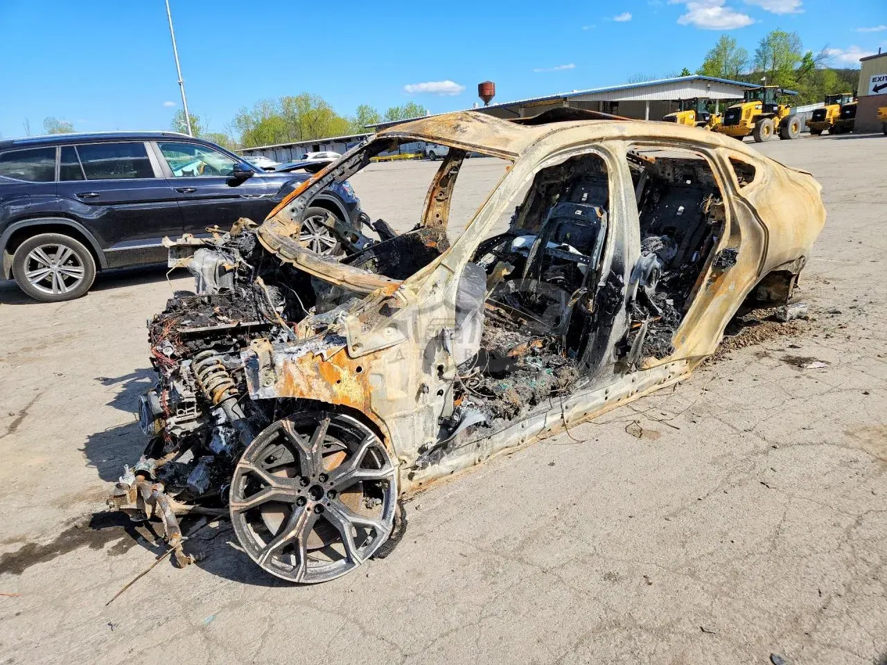 BMW X6 3.0L 6 2025
