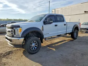 Ford F-250 6.7L 8 2017