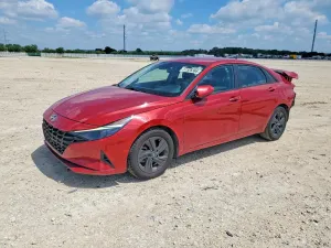 Hyundai Elantra 2.0L 4 2021