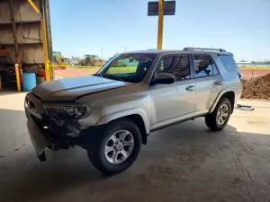 Toyota 4Runner 4.0L 6 2014