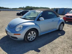 Volkswagen Beetle 2.5L 5 2010