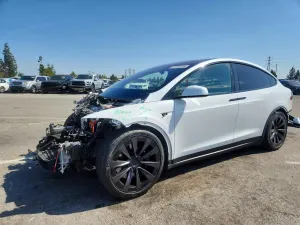 Tesla Model X 2022