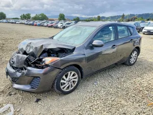 Mazda 3 2.0L 4 2013