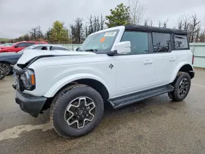 Ford Bronco 2.3L 4 2025