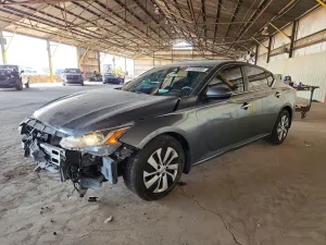 Nissan Altima 2.5L 4 2020