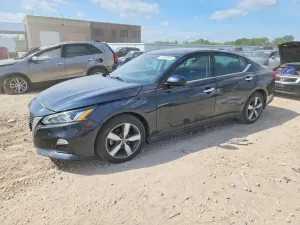 Nissan Altima 2.5L 4 2021
