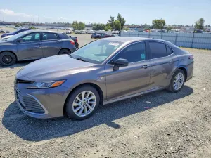 Toyota Camry 2.5L 4 2021