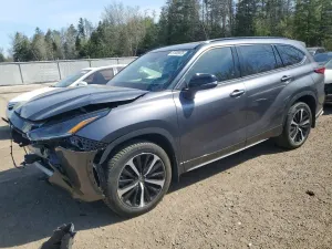 Toyota Highlander 3.5L 6 2021