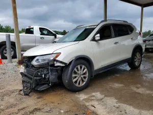 Nissan Rogue 2.5L 4 2018