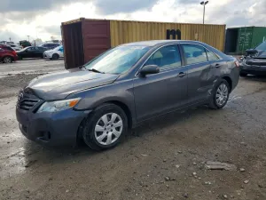 Toyota Camry 2.5L 4 2010