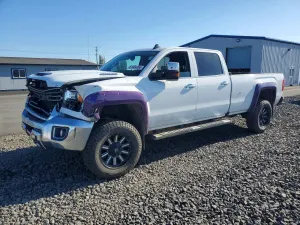 GMC Sierra 6.6L 8 2018