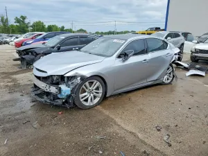 Lexus IS 2.0L 4 2021