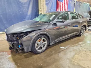 Kia K4 2.0L 4 2025