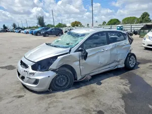 Hyundai Accent 1.6L 4 2015