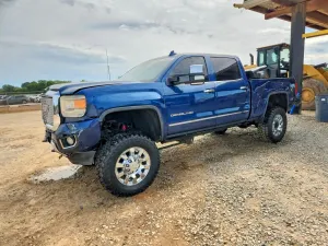 GMC Sierra 6.6L 8 2015