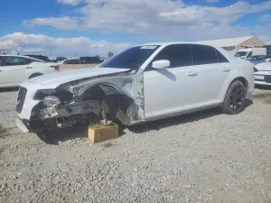 Chrysler 300 5.7L 8 2021