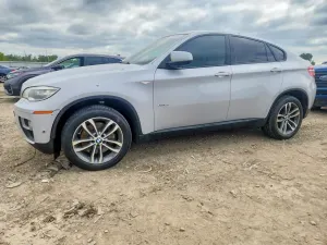 BMW X6 4.4L 8 2014