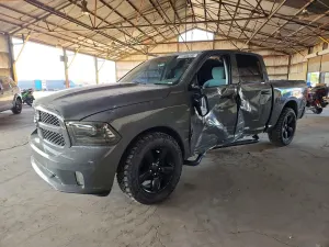 RAM 1500 5.7L 8 2014