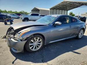 Infiniti Q60 3.7L 6 2014