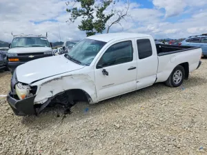 Toyota Tacoma 2.7L 4 2013