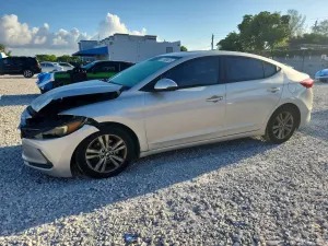 Hyundai Elantra 2.0L 4 2017