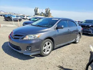 Toyota Corolla 1.8L 4 2012