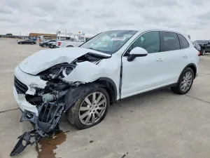 Porsche Cayenne 3.6L 6 2016