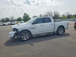 RAM 1500 5.7L 8 2013