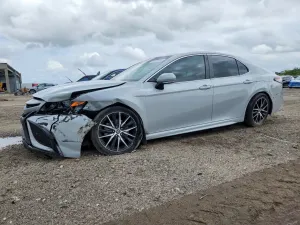 Toyota Camry 2.5L 4 2023