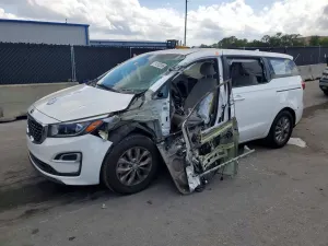 Kia Sedona 3.3L 6 2020