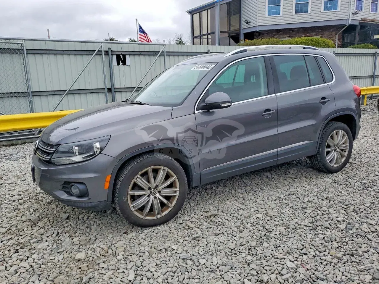 Volkswagen Tiguan 2.0L 4 2013