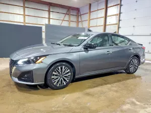 Nissan Altima 2.5L 4 2025