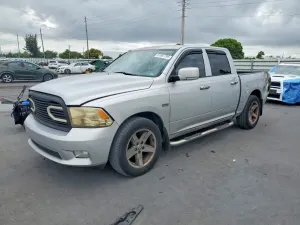 Dodge RAM 5.7L 8 2011