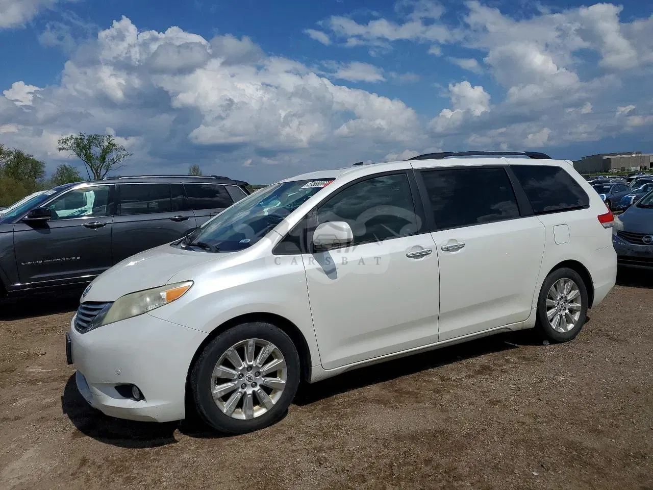 Toyota Sienna 3.5L 6 2011