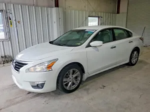 Nissan Altima 2.5L 4 2015